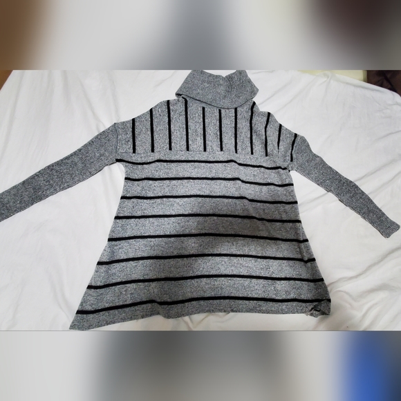 Blue Notes Grey stripped sweater - Picture 4 of 5